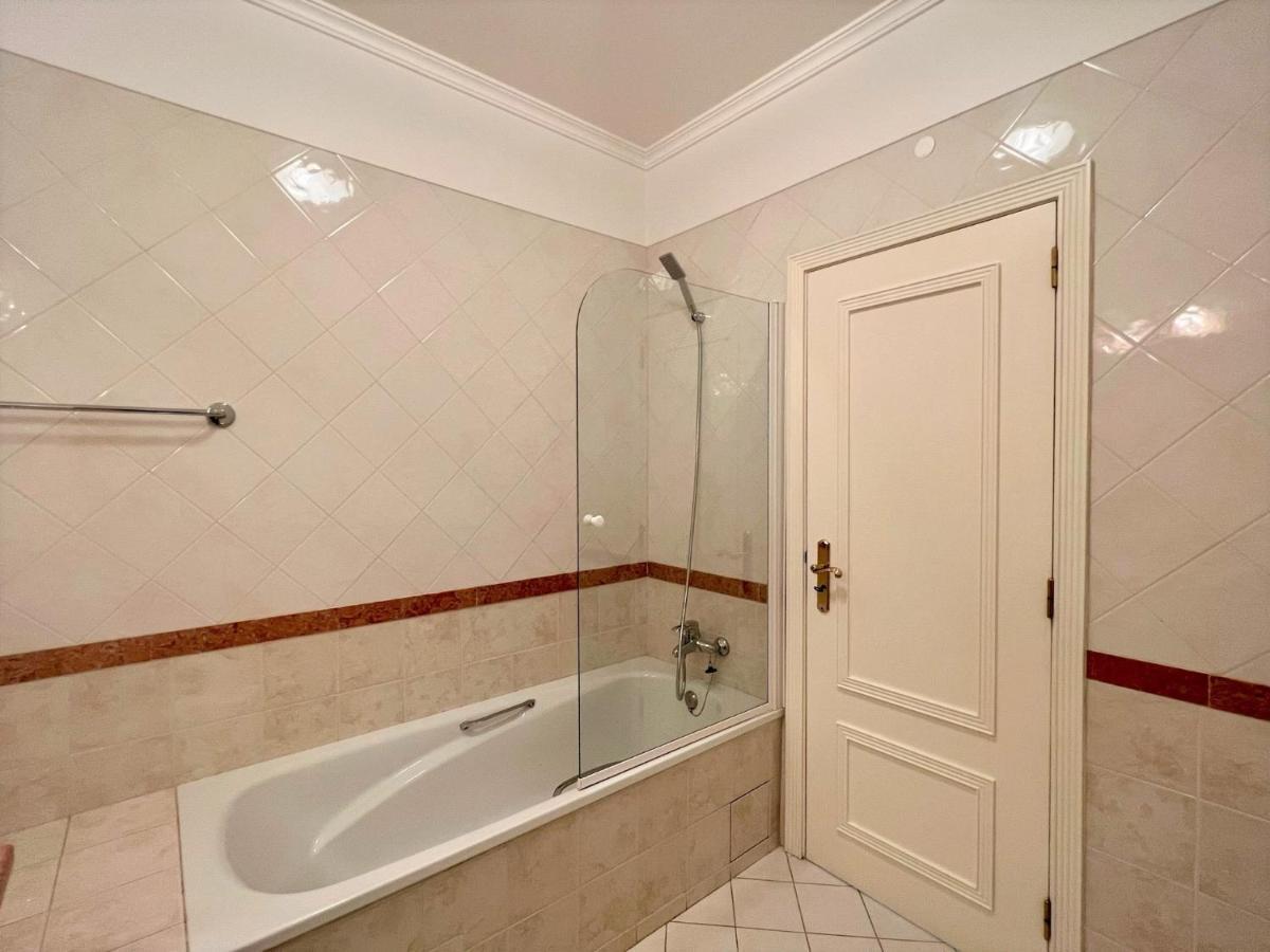 Vilamoura Central 2 With Pool By Homing Bagian luar foto